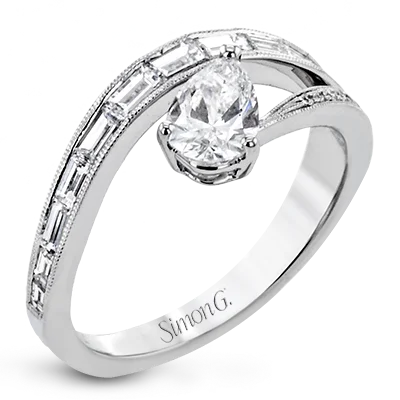 Custom - Designed Diamond Rings to Reflect Your PersonalityEngagement Ring in 18k Gold with Diamonds