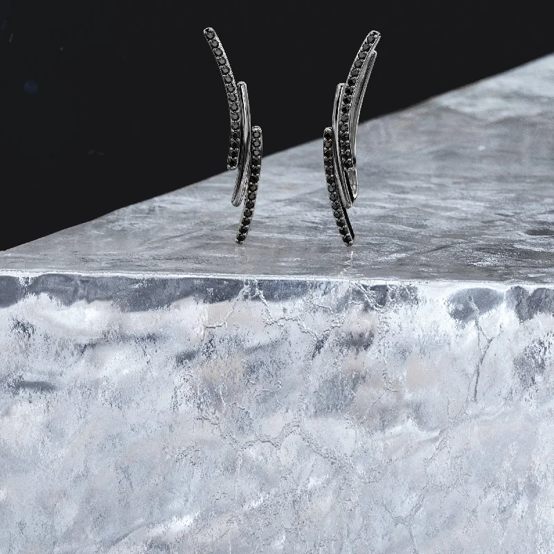 Solitaire Diamond Rings in Platinum SettingsAladdin Natural Black Diamonds White Gold Unique Earrings