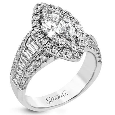 Custom - Designed Diamond Rings to Reflect Your PersonalityEngagement Ring in 18k Gold with Diamonds
