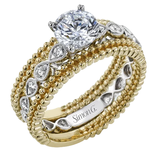 Three - Stone Diamond Rings with Princess - Cut DiamondsWedding Set in 18k Gold with Diamonds