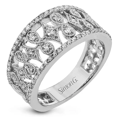 Halo - Style Diamond Rings with Smaller Accent DiamondsRight Hand Ring in 18k Gold with Diamonds