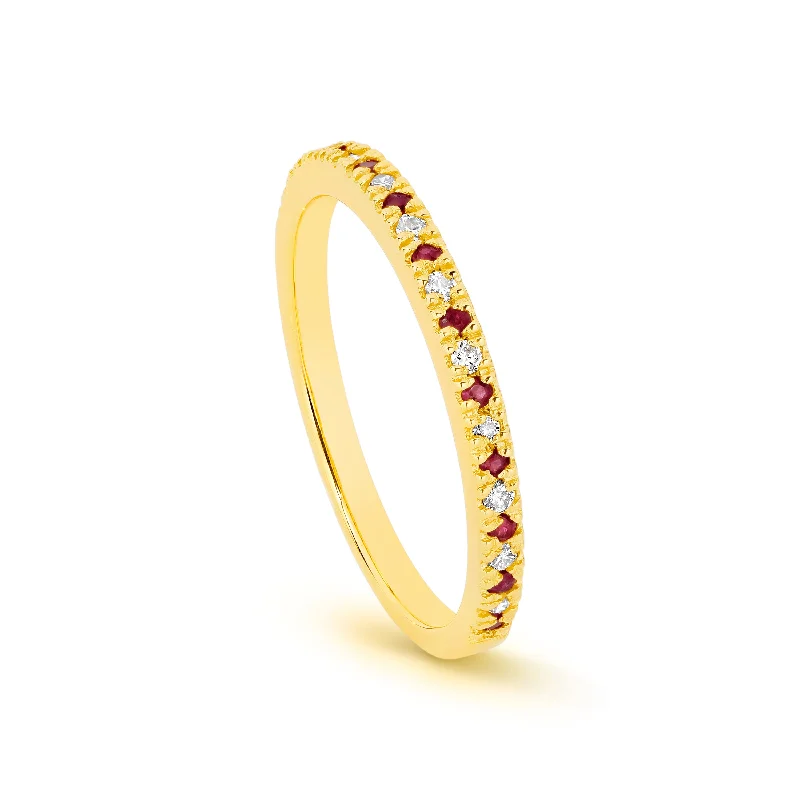 Solitaire Diamond Rings in Platinum Settings9K YG RUBY DIAMOND RING