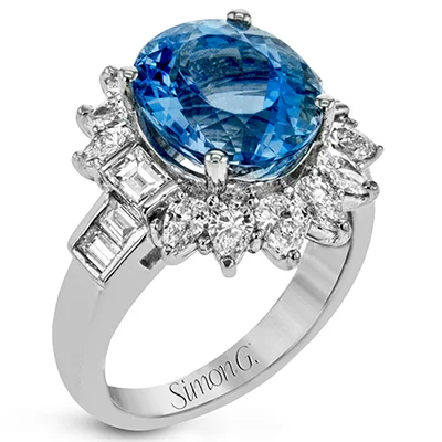 Three - Stone Diamond Rings with Princess - Cut DiamondsColor Ring in Platinum