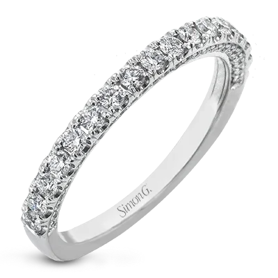 Vintage - Inspired Diamond Rings with Filigree WorkEngagement Ring in 18k Gold with Diamonds