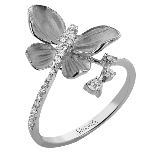 Vintage - Inspired Diamond Rings with Filigree WorkRight Hand Ring in 18k Gold with Diamonds
