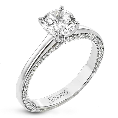 Three - Stone Diamond Rings with Princess - Cut DiamondsEngagement Ring in 18k Gold with Diamonds