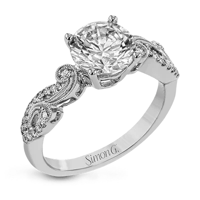 Three - Stone Diamond Rings with Princess - Cut DiamondsEngagement Ring in 18k Gold with Diamonds