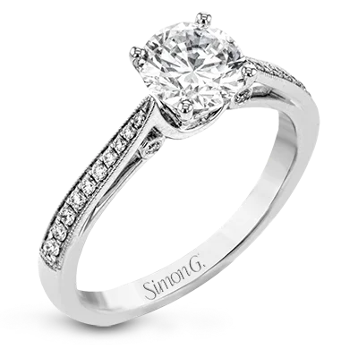 Custom - Designed Diamond Rings to Reflect Your PersonalityEngagement Ring in 18k Gold with Diamonds