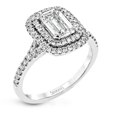 Solitaire Diamond Rings in Platinum SettingsEngagement Ring in 18k Gold with Diamonds