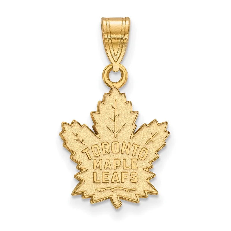 Pendant with an adjustable chain length for versatility 14k Yellow Gold NHL Toronto Maple Leafs Medium Pendant Pendant with an adjustable chain length for versatility 14k Yellow Gold NHL Toronto Maple Leafs Medium Pendant