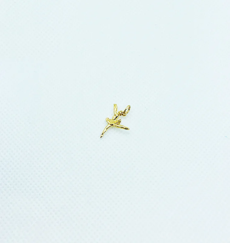 Pendant with an adjustable chain length for versatility​ Ballerina Pendant (14K).