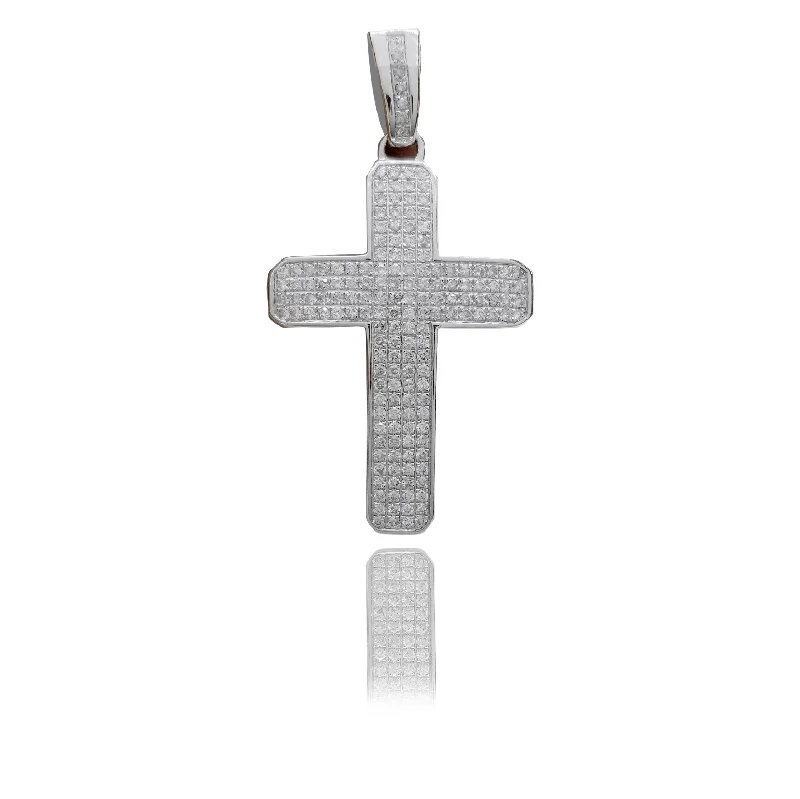 Seashell - designed pendants for a beachy vibe​ Diamond Iced Out White Cross White Gold Pendant (14K)