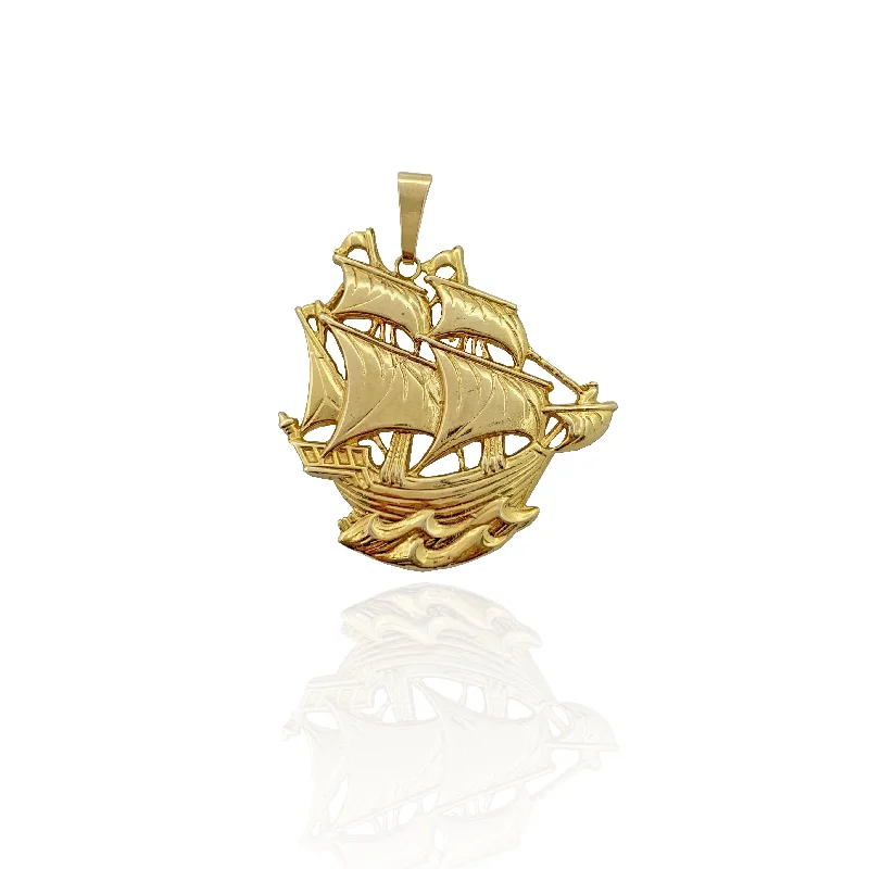 Pendant with a built - in LED light for a unique feature​ Sailing Boat Pendant (14K)
